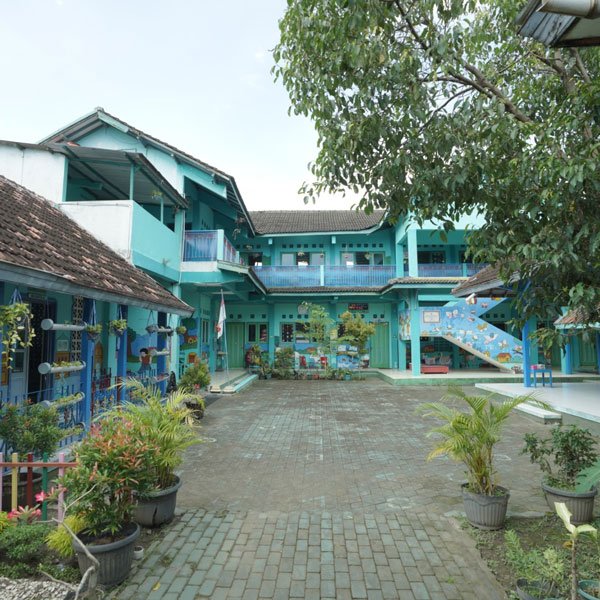 Lingkungan Sekolah TK KB Batik PBII Yogyakarta